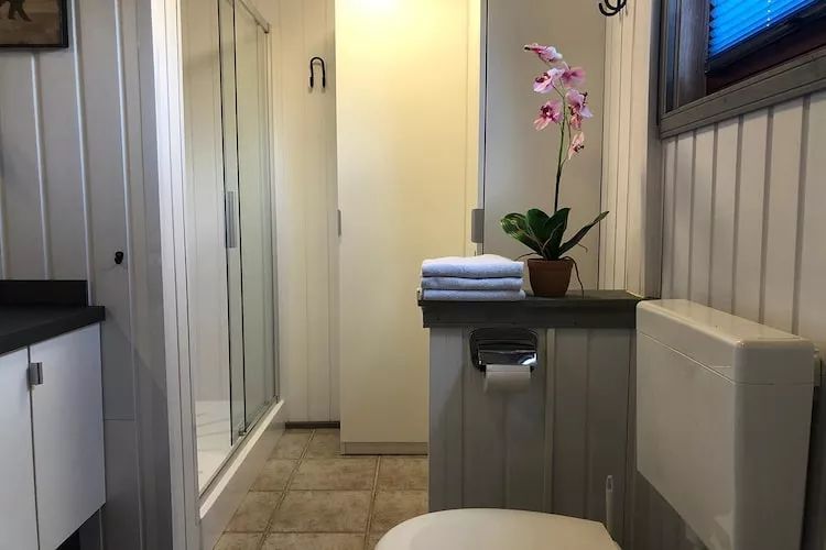 Kormoran 125-Bathroom