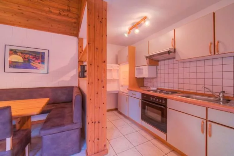 Reiher 4-Kitchen