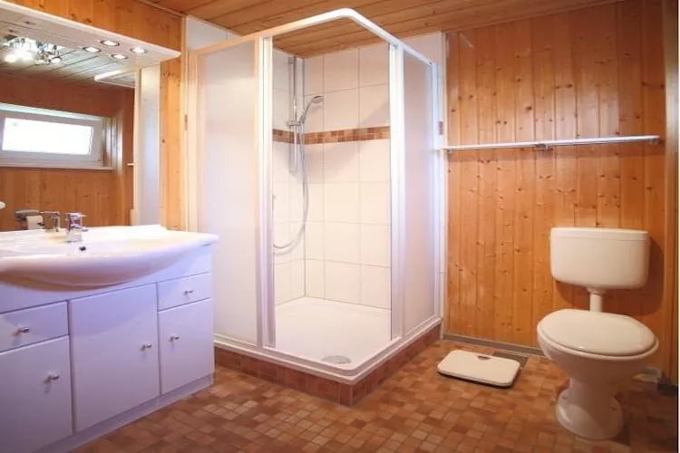 Reiher 24-Bathroom