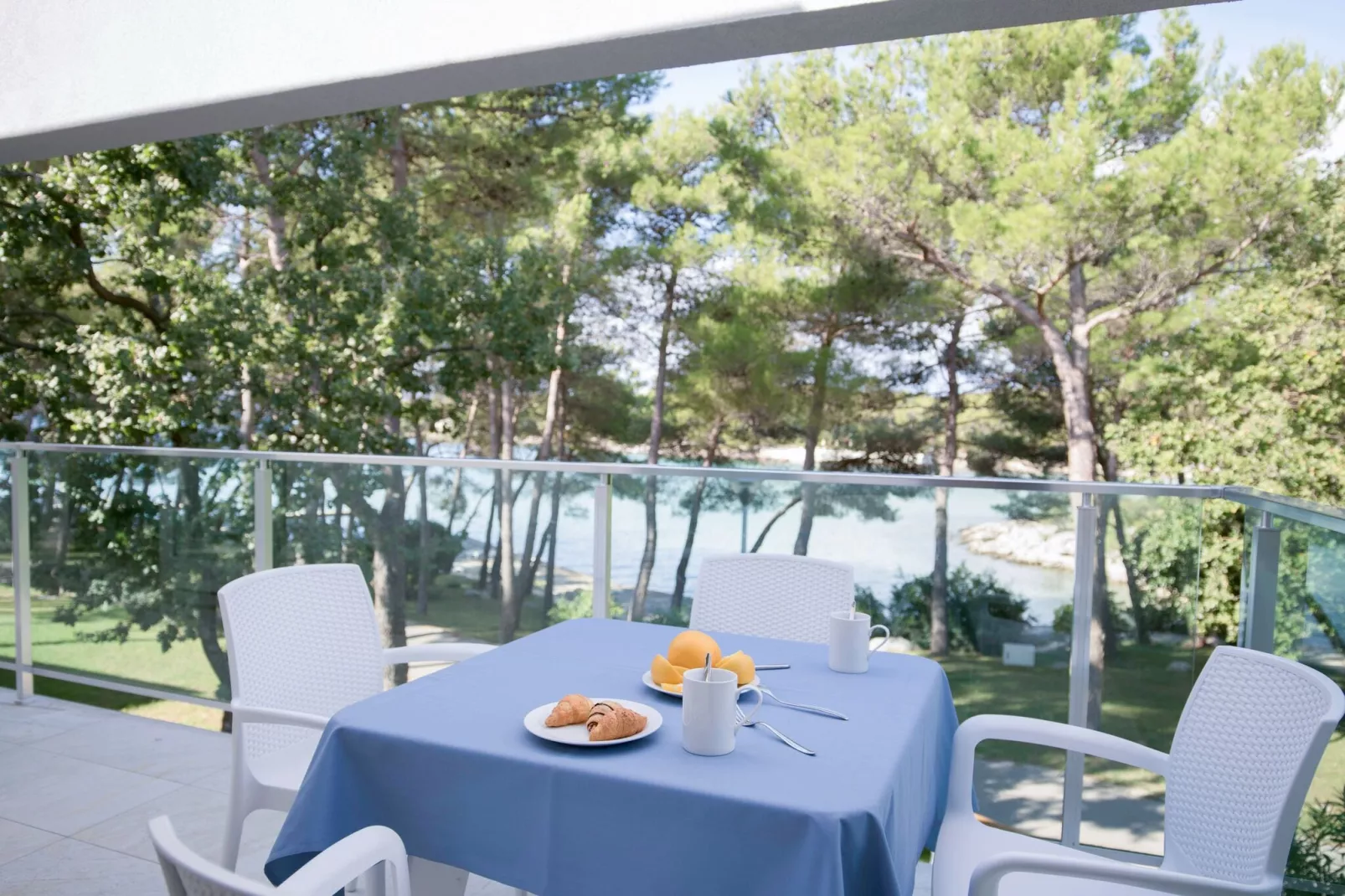 Residence Premium Crvena Luka Biograd Family Apartment Sea Side 88 qm-Terrassenbalkon