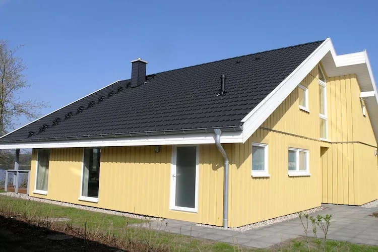 Schwan 290-Exterior summer