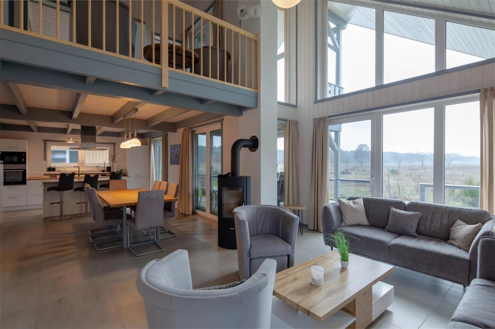 Schwan 311-Living room
