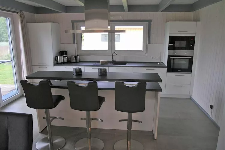 Schwan 312-Kitchen