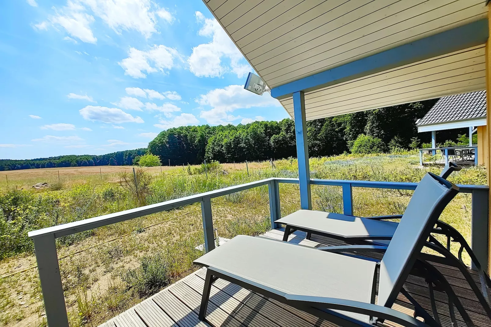 Schwan 315-Terrace balcony