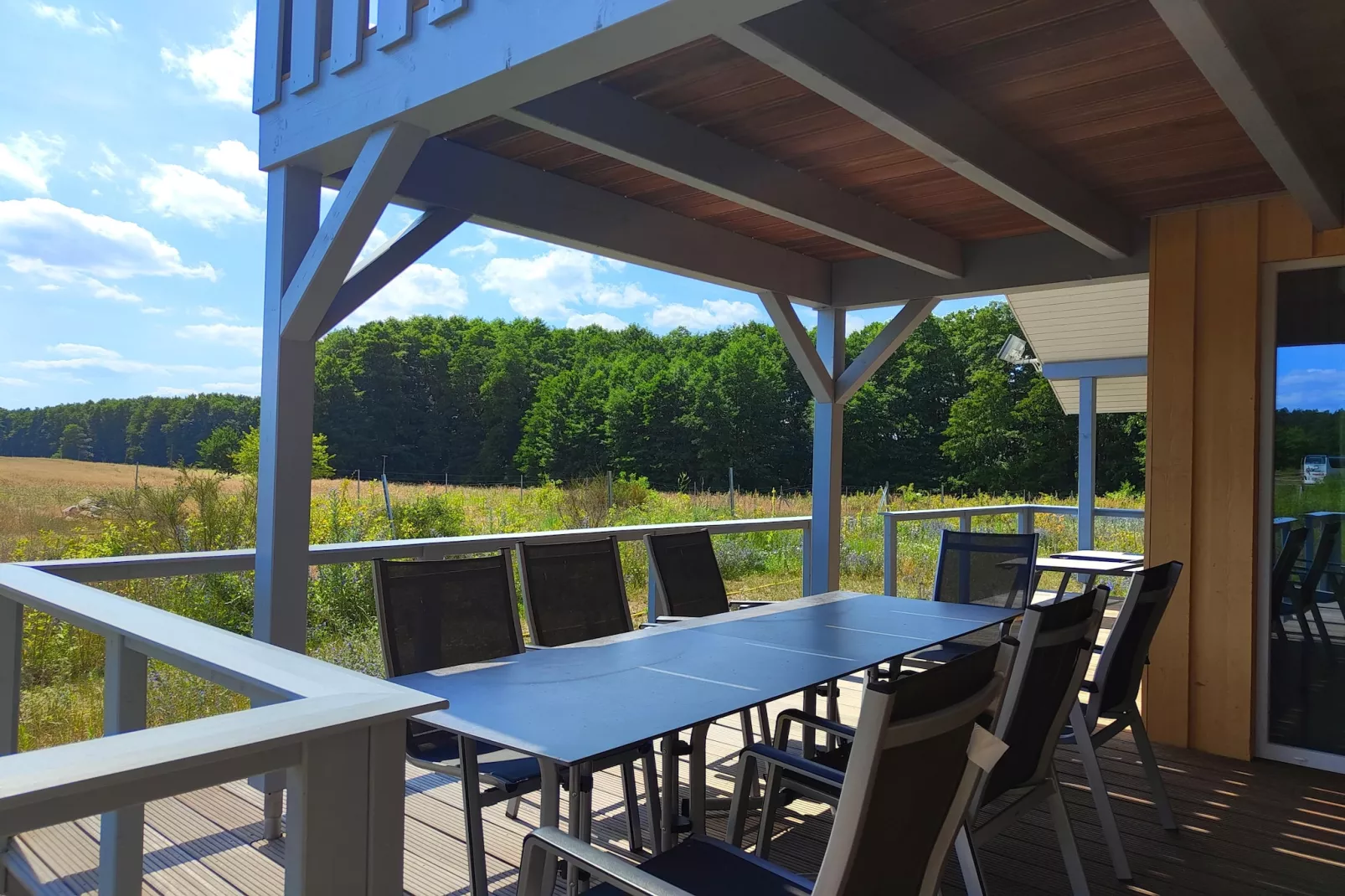 Schwan 315-Terrace balcony