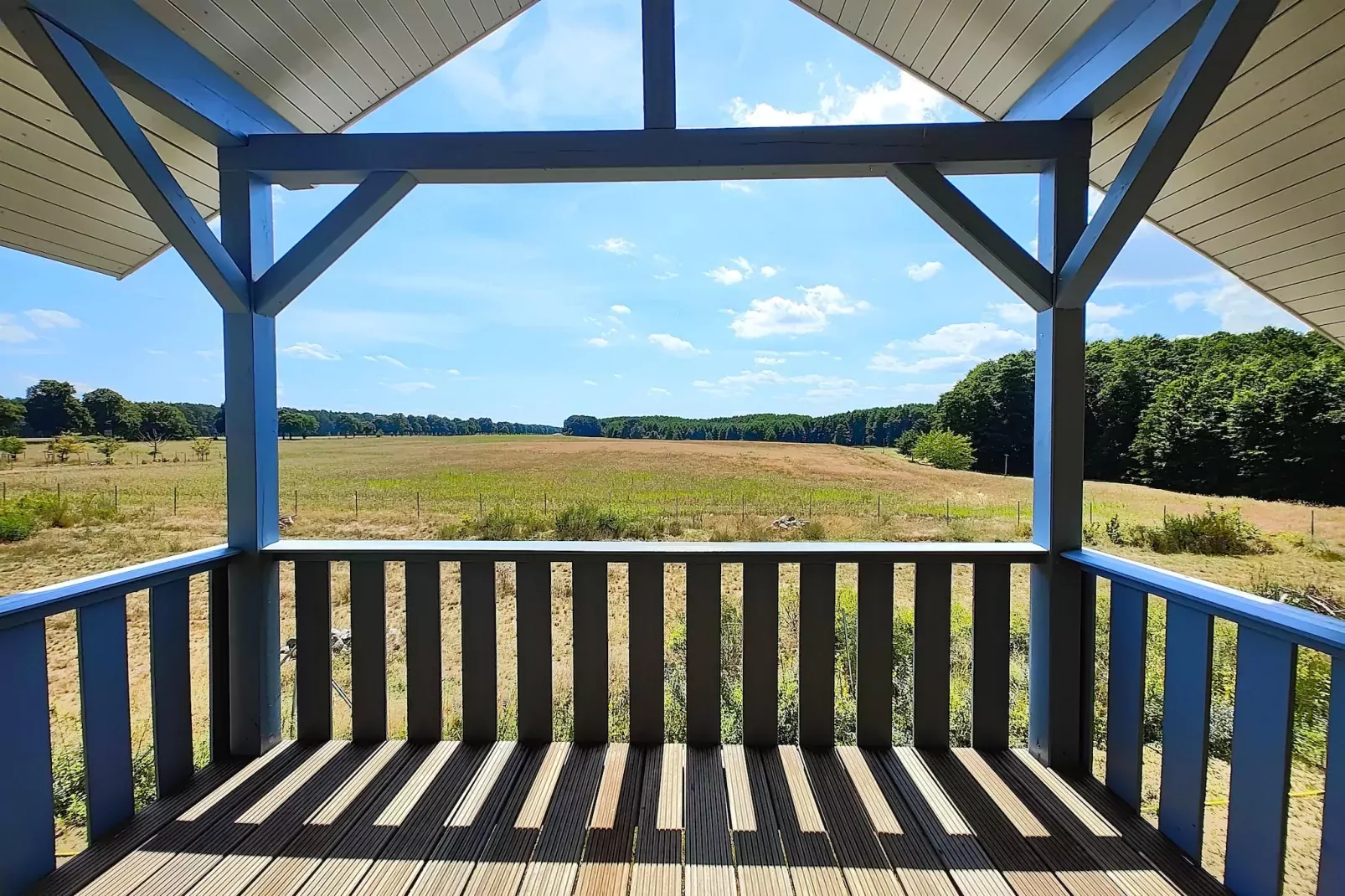 Schwan 315-View summer
