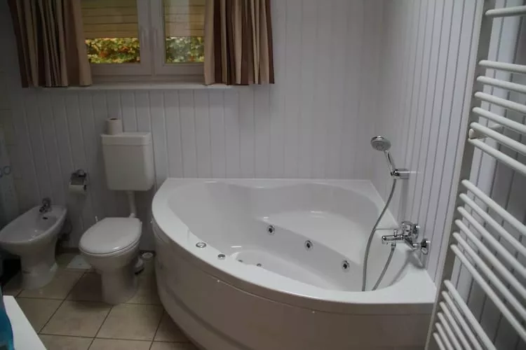 Seeschwalbe Classic 283-Bathroom