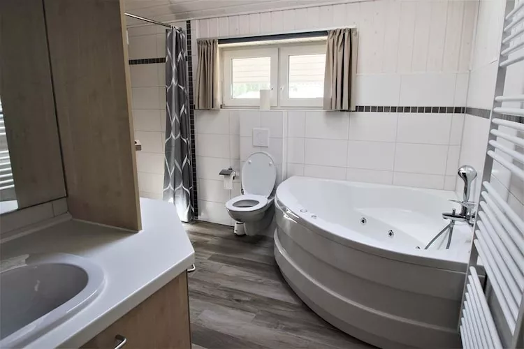 Seeschwalbe Classic 309-Bathroom