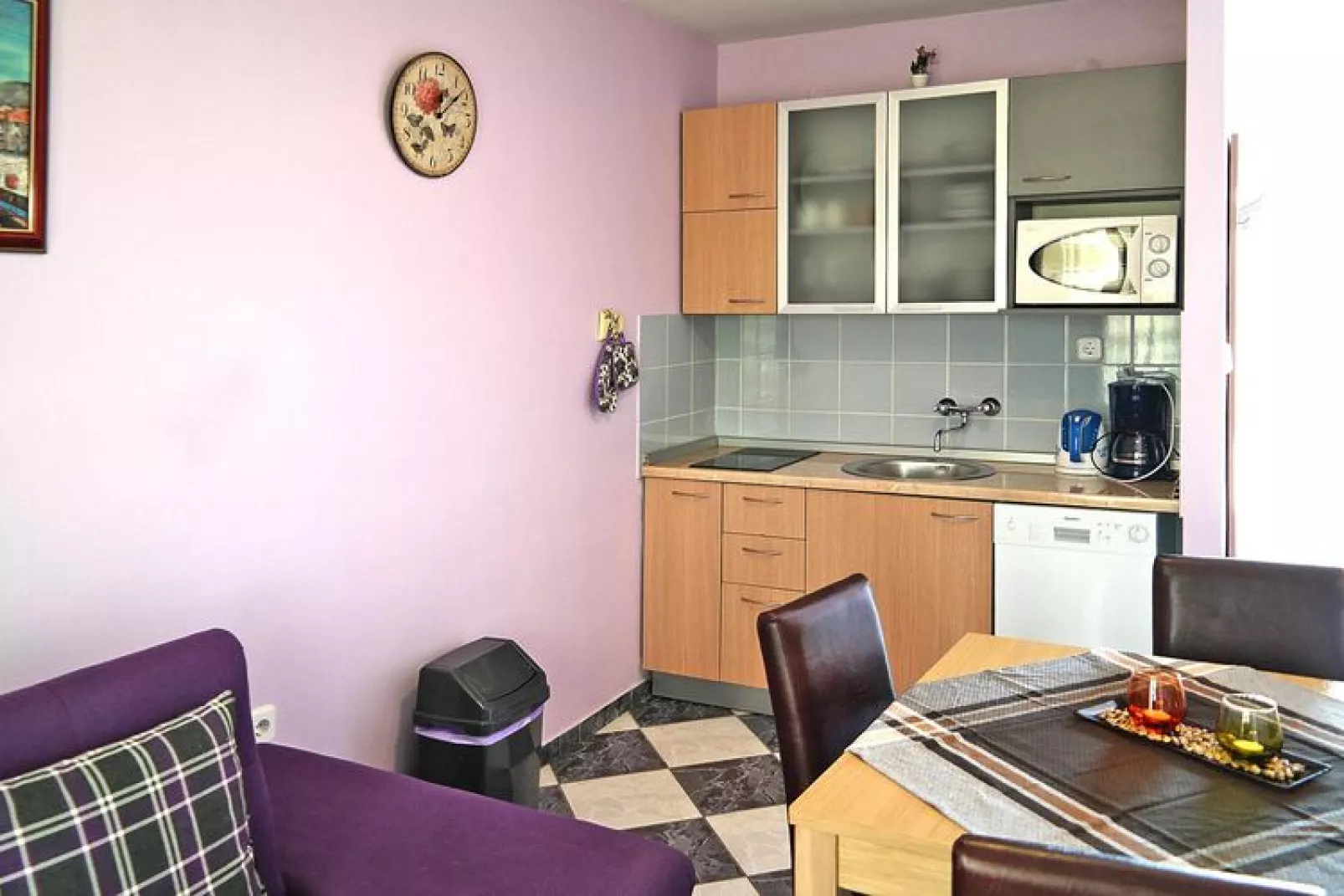 Apartments Lug Privlaka-A4 ca 40 qm with max 4 persons-Kitchen