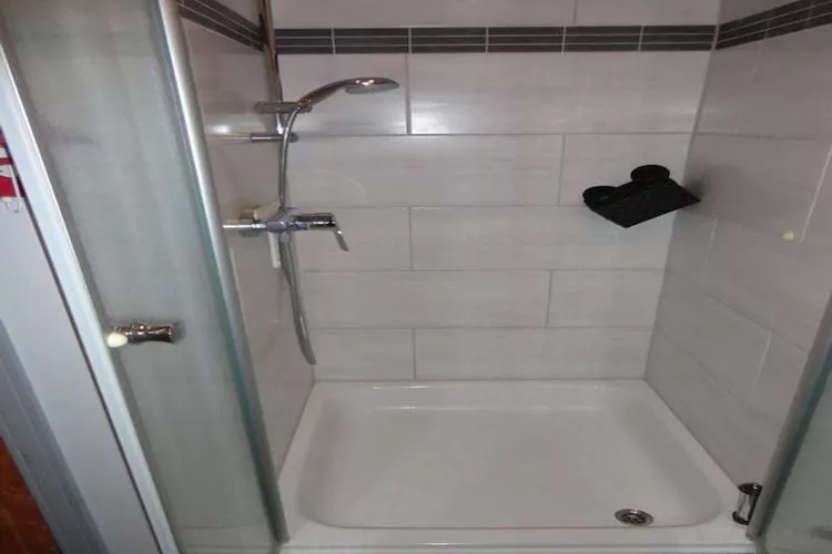 FH Wildgans Comfort mit Sauna & Kaminofen 81 qm 114-Bathroom
