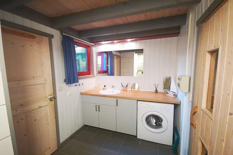 FH Wildgans Comfort mit Sauna & Kaminofen 81 qm 117-Bathroom