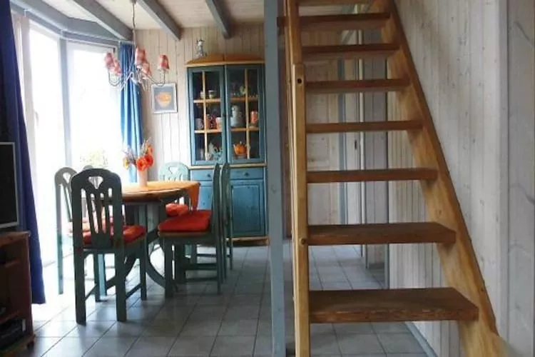 FH Wildgans Comfort mit Sauna & Kaminofen 81 qm 170-Dining room