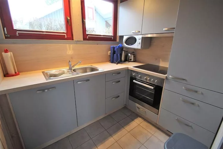 FH Wildgans Comfort mit Sauna & Kaminofen 81 qm 179-Kitchen