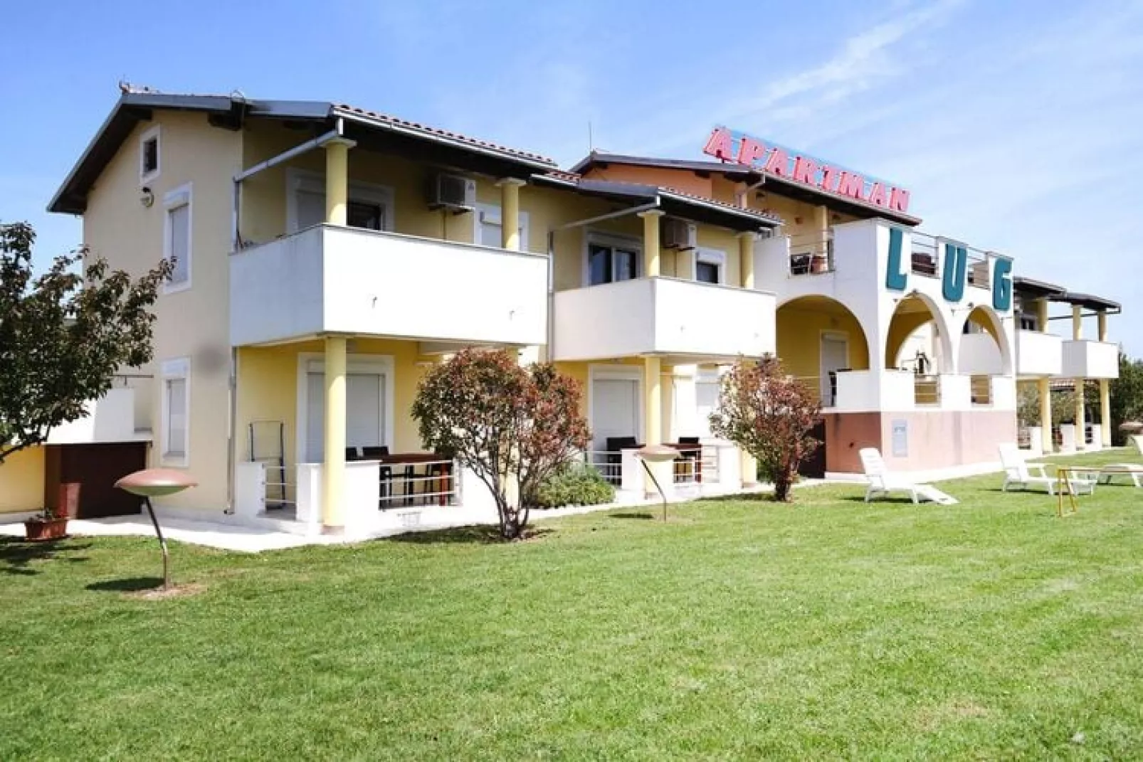 Apartments Lug Privlaka A4 plus1 ca 40 qm  with 5 persons-Exterior summer