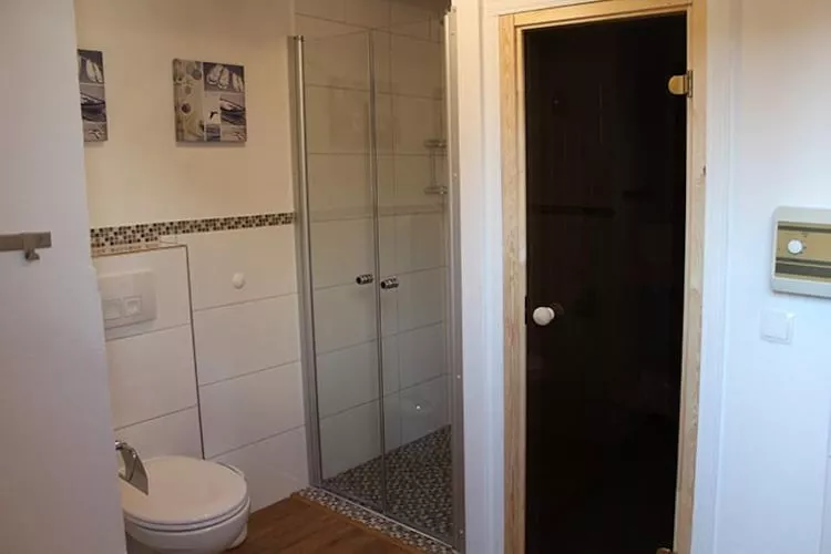 FH Wildgans Comfort Nr 187-Bathroom