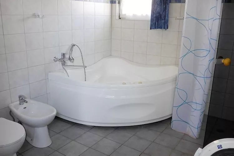 FH Wildgans Comfort Nr 28-Bathroom