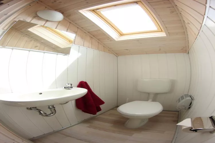 FH Wildgans Comfort Nr 60-Bathroom