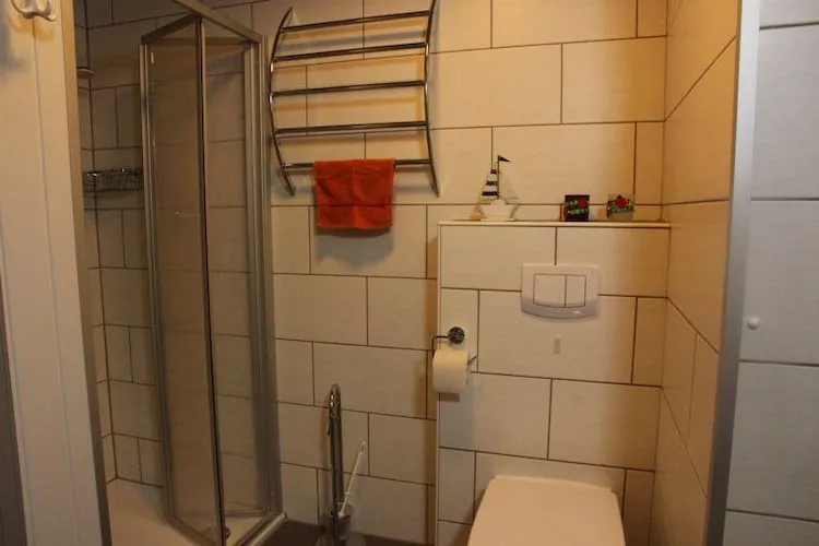 FH Wildgans Comfort Nr 121-Bathroom