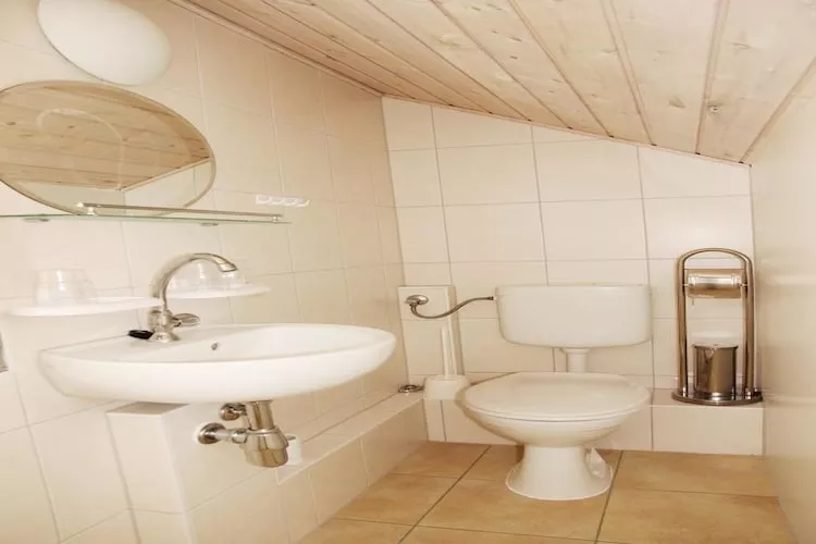 FH Wildgans Comfort Nr 193-Bathroom