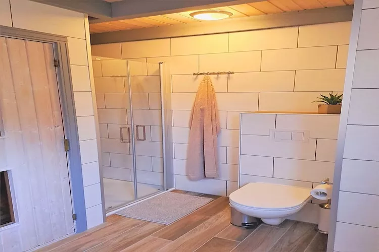 FH Wildgans Comfort Nr 136-Bathroom