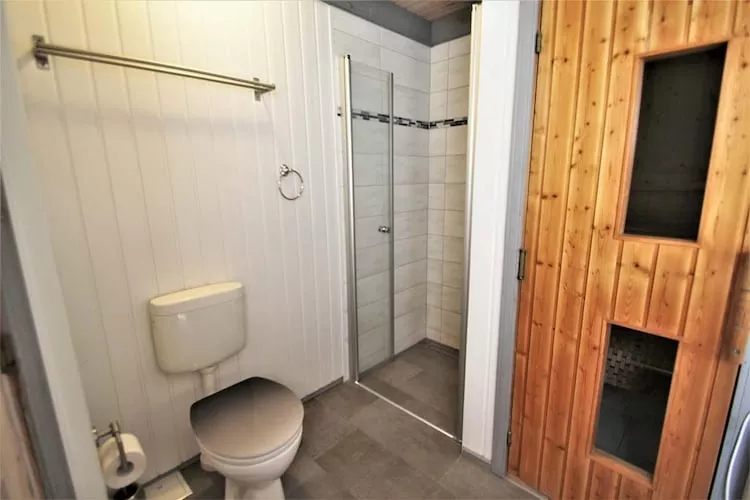 FH Wildgans Comfort Nr 192-Bathroom