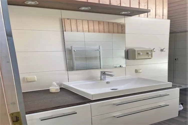 FH Wildgans Comfort Nr48-Bathroom
