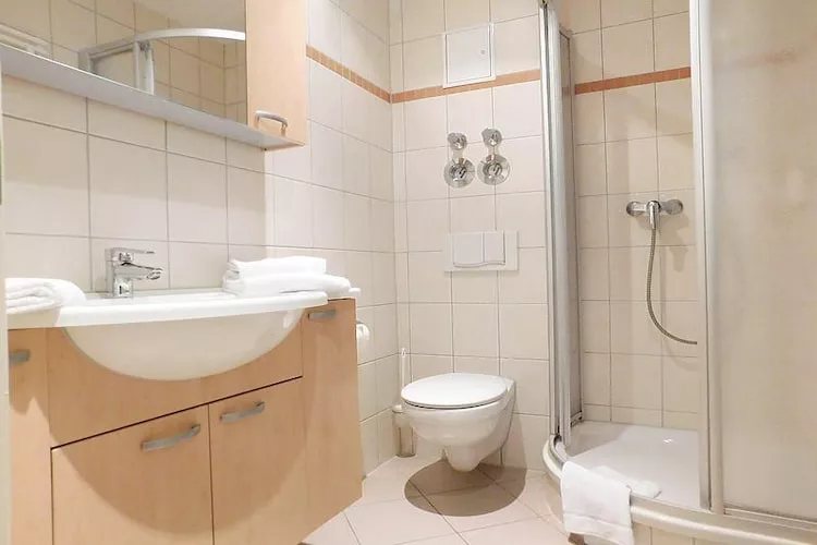 Strandläufer Classic 108-Bathroom