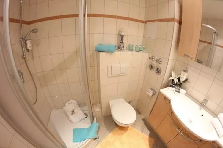 Schneeeule 205-Badezimmer