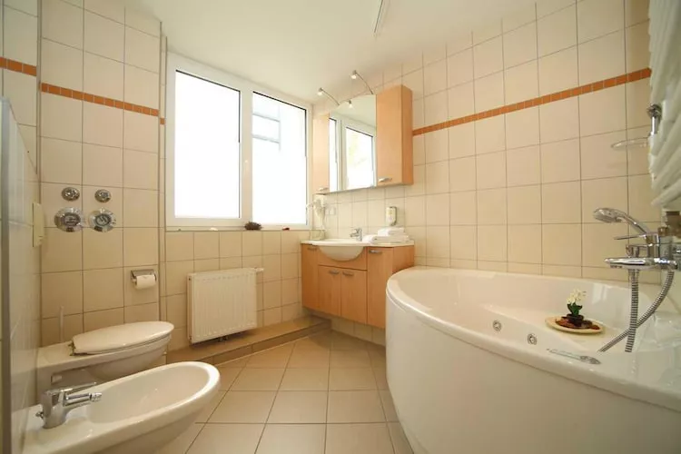 Eisvogel Classic 210-Bathroom