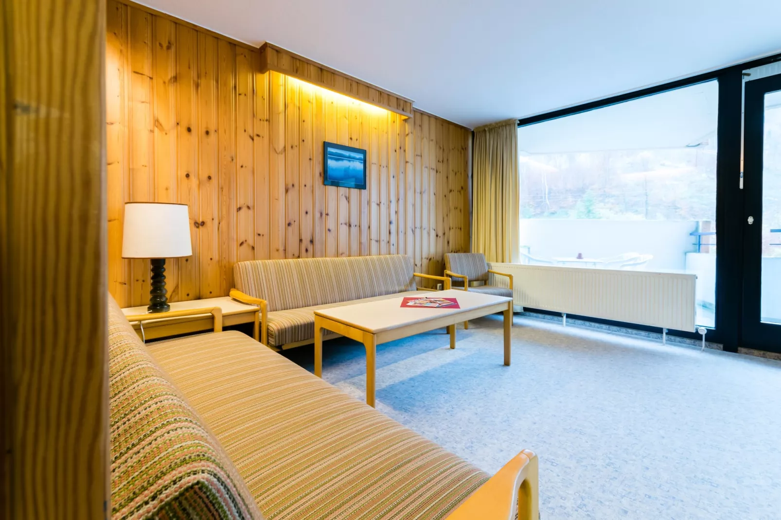 Economy Twin-Apartment-2024 2 Personen-Salon