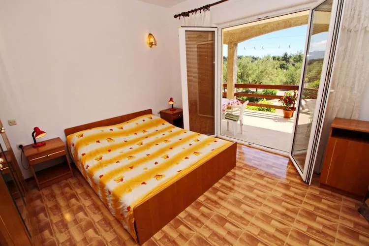 Apartments Veselka, Lumbarda - One Bedroom Apartment with Terrace and Garden View (Apt 2)-Bedroom