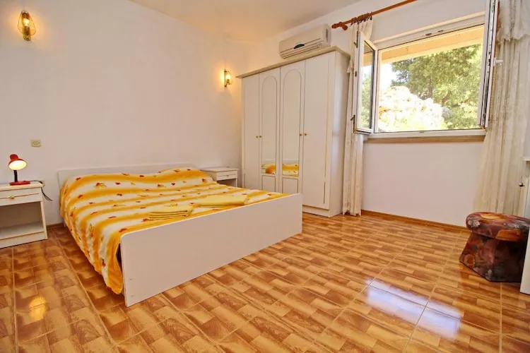 Apartments Veselka, Lumbarda  - Two Bedroom Apartment with Terrace and Sea View (Apt 3)-Chambre