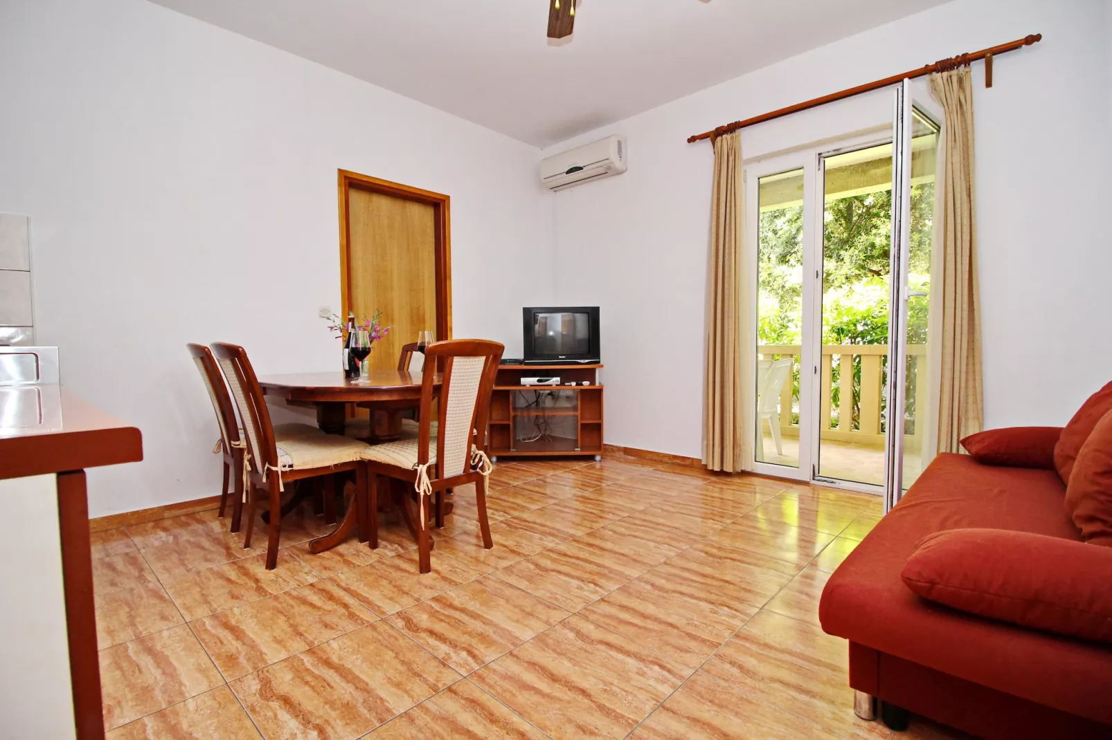 Apartments Veselka, Lumbarda  - One Bedroom Apartment with Terrace and Garden  View (Apt 6)-Indoor
