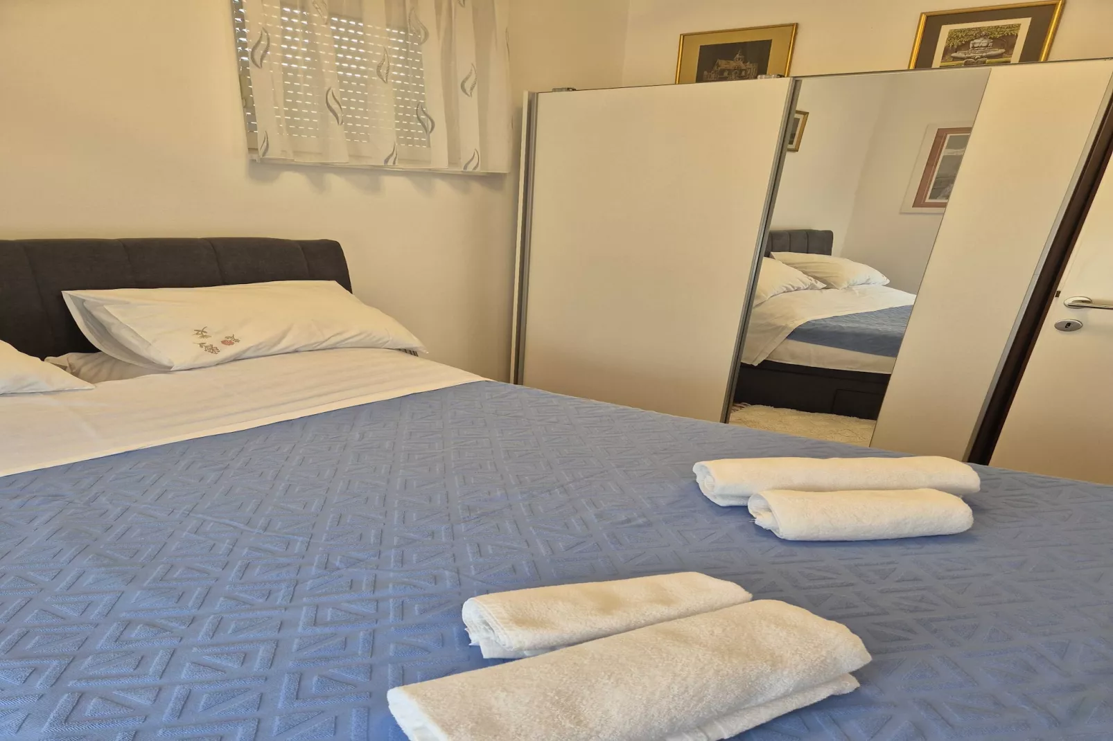 Apartment Josip - One Bedroom apartment-Bedroom