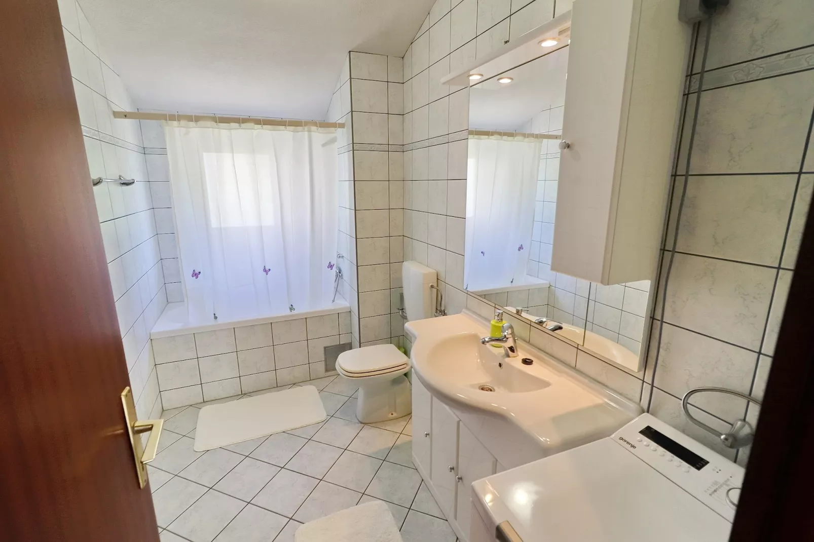Apartments Villa Michele-Three Bedroom Apartment with Partial Sea View ( Grejp )-Bathroom