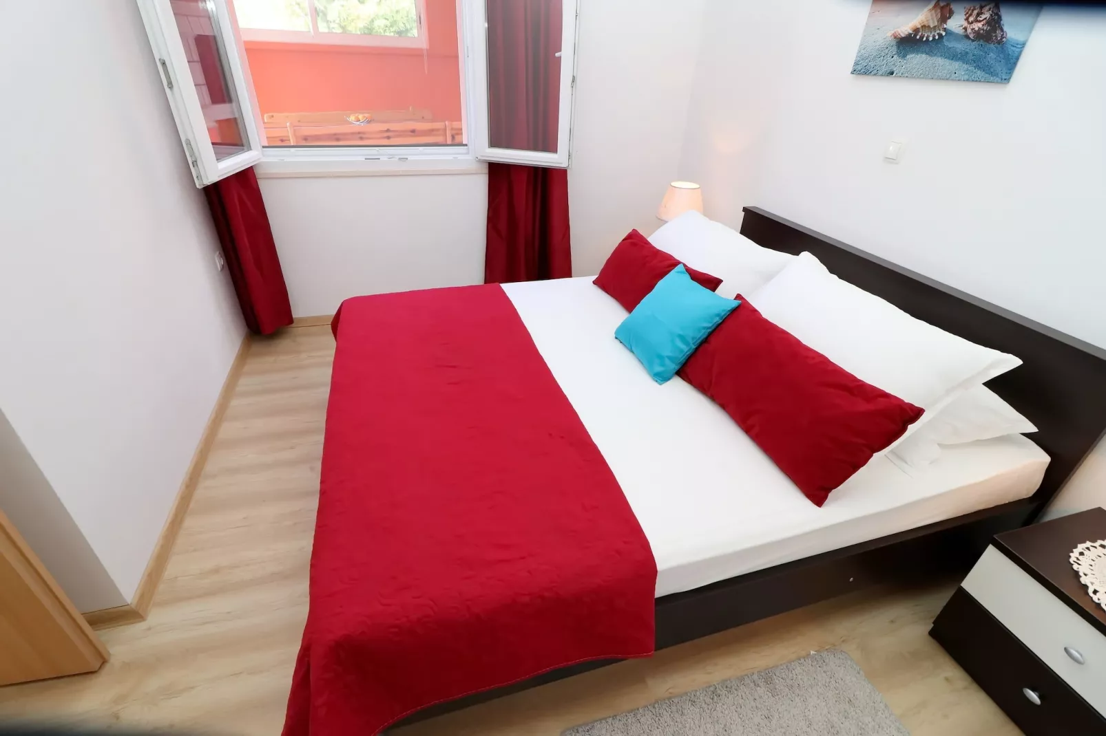 Holiday Home Adriatic View-Three Bedroom Apartment with Terrace and Sea View-Bedroom