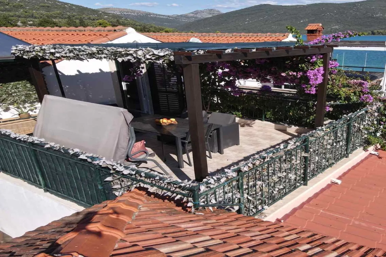 Holiday Home By The Sea-Terrace