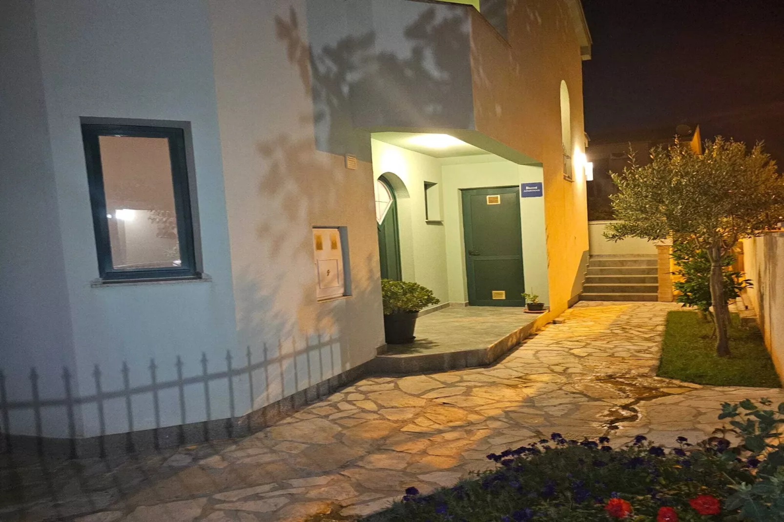 Apartments Mlikota - One Bedroom Apartment with Balcony - A5 59675-Terrace