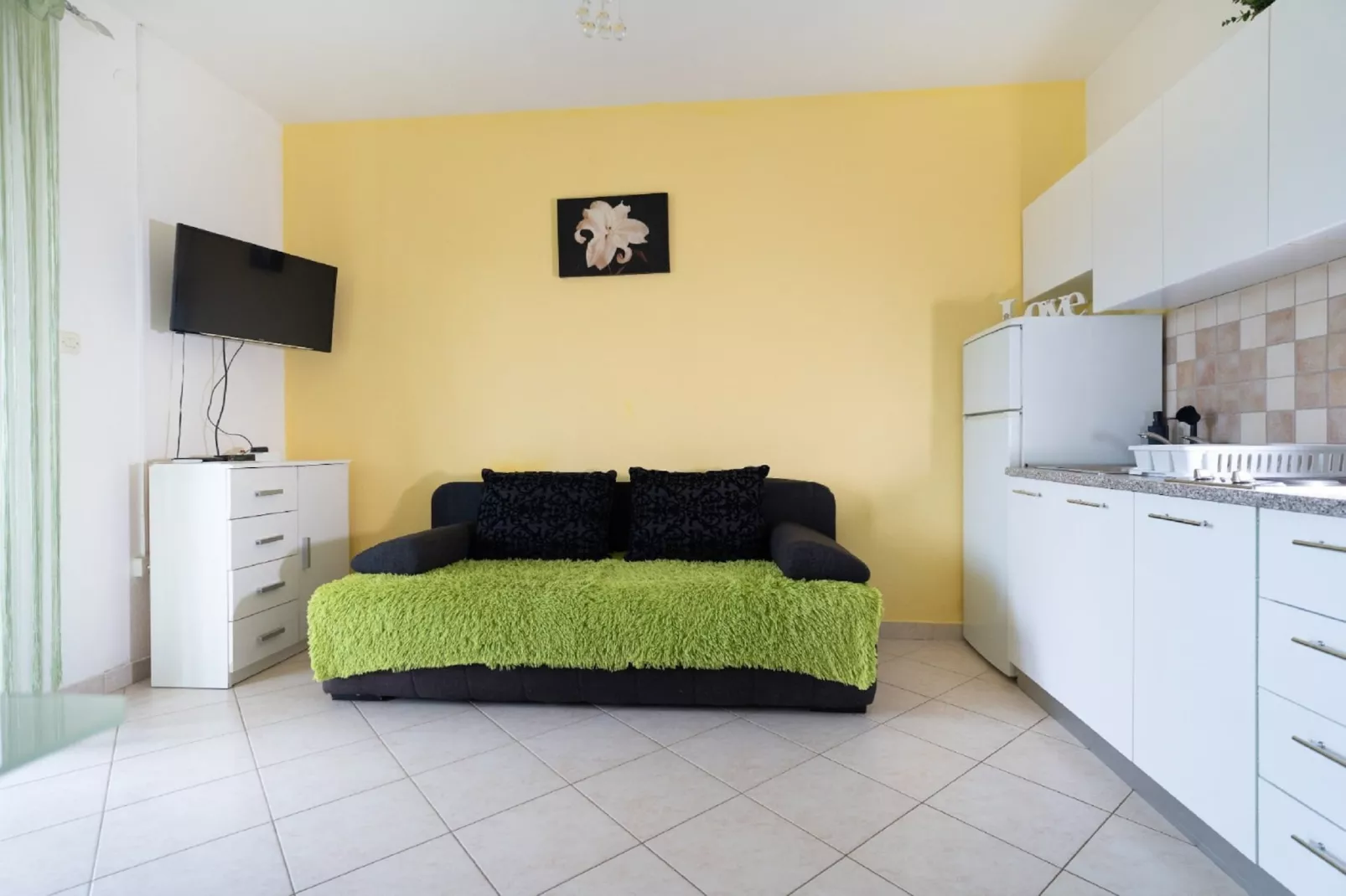 Apartments Milic - One Bedroom Apartment  with Terrace and Sea View C-Kitchen