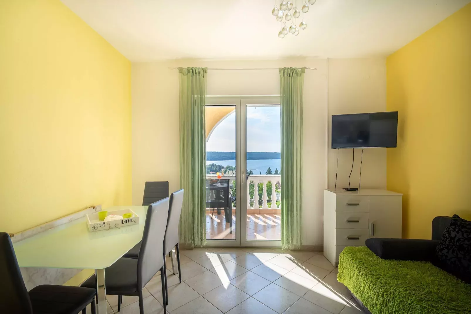 Apartments Milic - One Bedroom Apartment  with Terrace and Sea View C-View