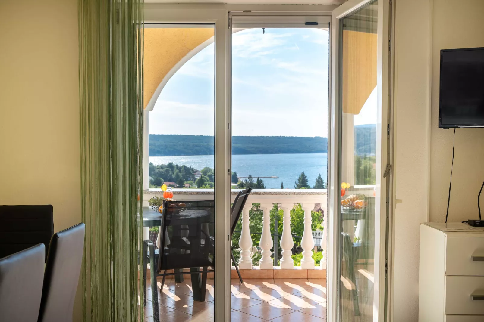Apartments Milic - One Bedroom Apartment  with Terrace and Sea View C-View