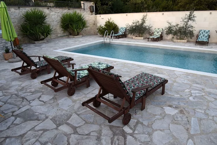 Holiday Home Mico - Three Bedroom Holiday Home with Swimming Pool-Extérieur