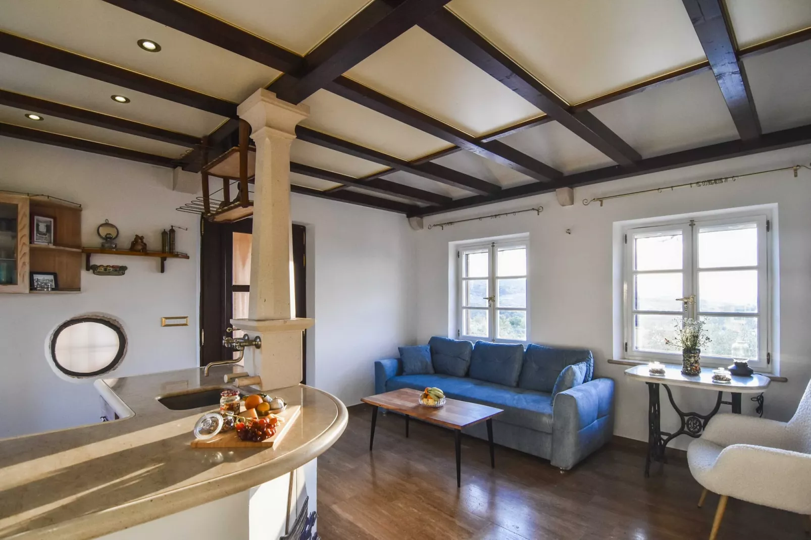 Villa Roza - One Bedroom Villa with Swimming Pool-Indoor