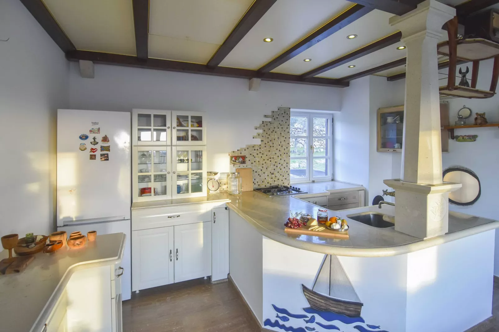 Villa Roza - One Bedroom Villa with Swimming Pool-Indoor