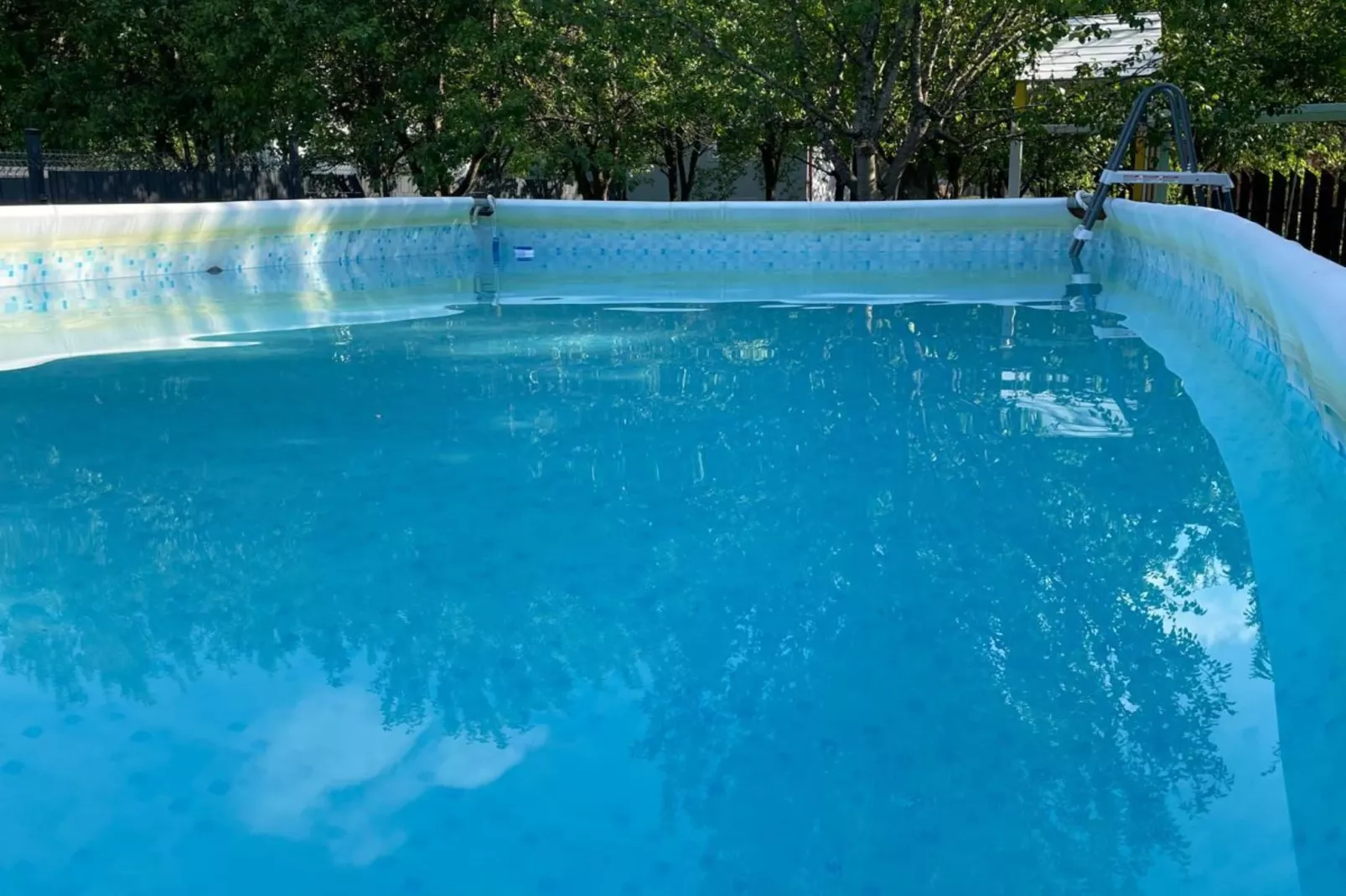 Tetina Kuća - Two Bedroom Holiday Home with Terrace-Pool