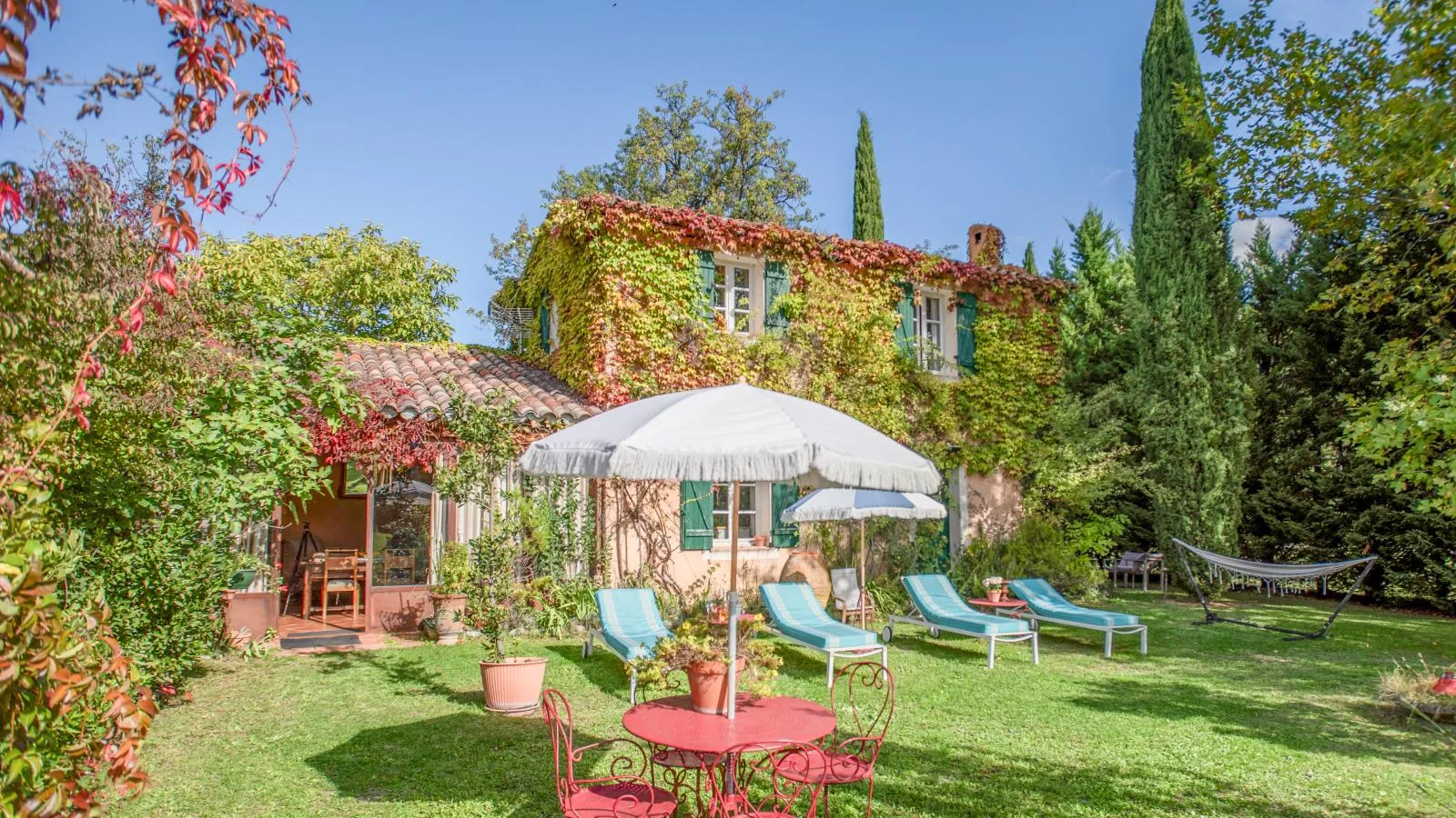 La petite maison de la ferme rose-Jardin d'été
