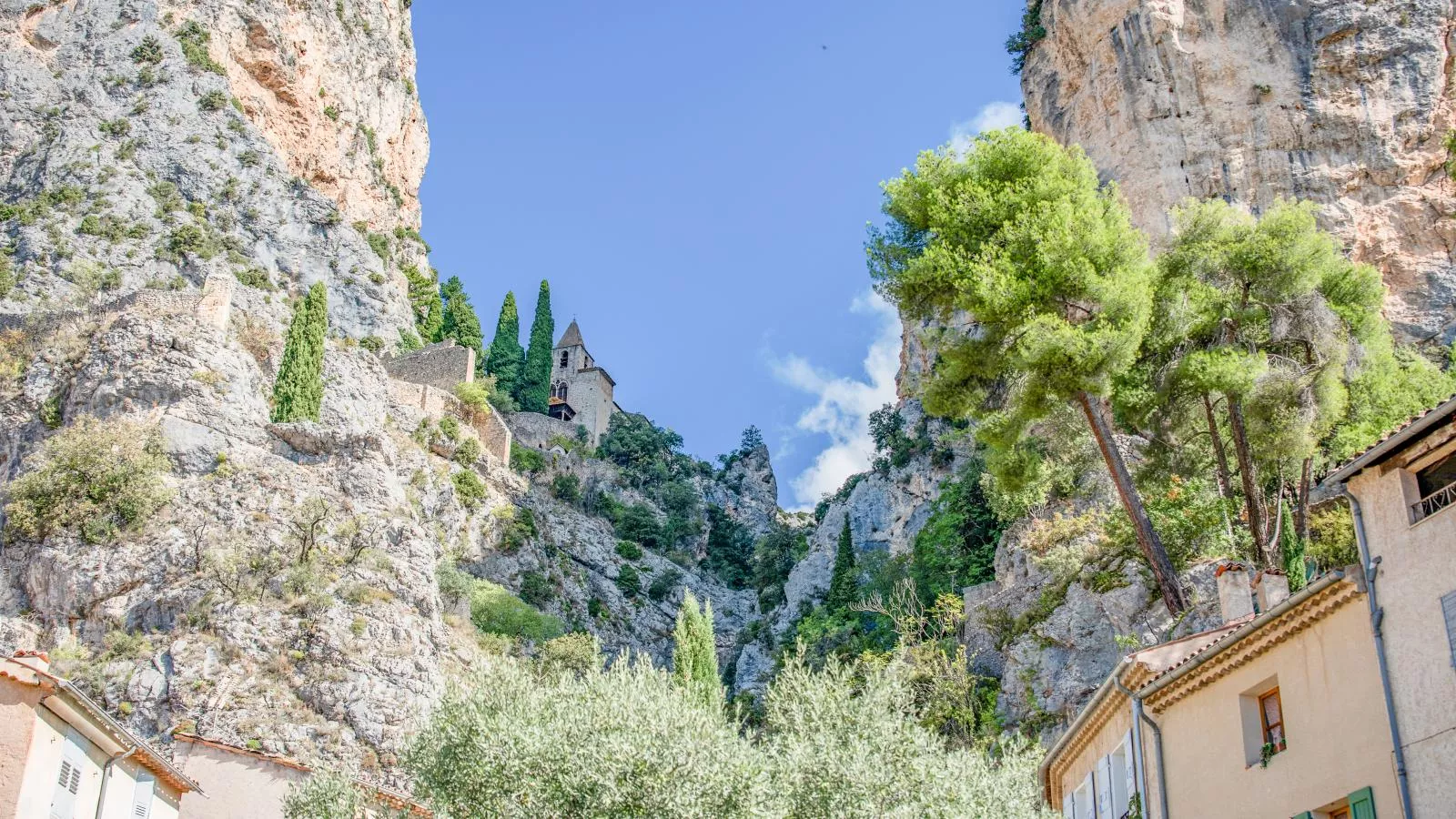 La petite maison de la ferme rose-Zones d'été à 5 km