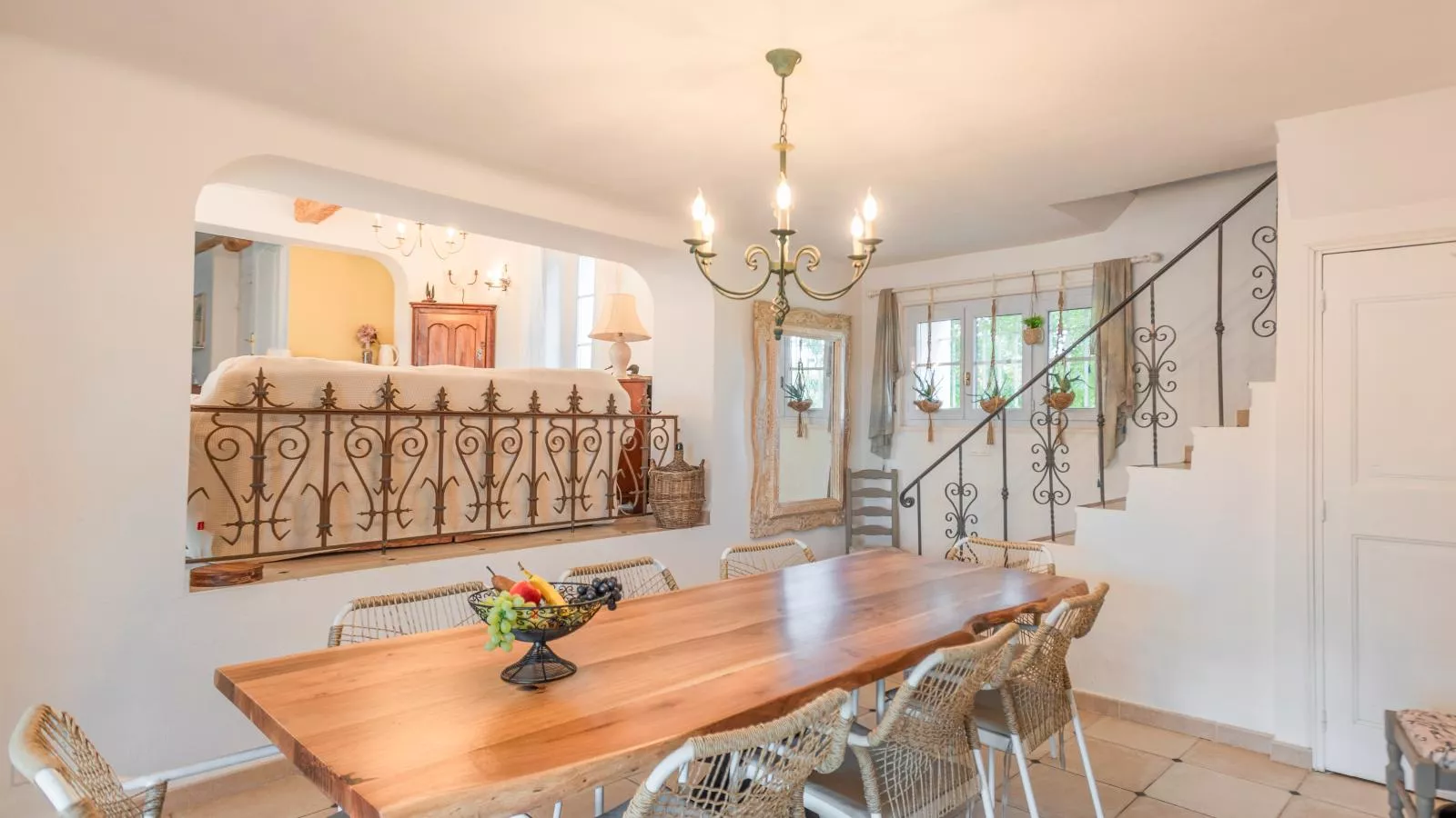 Mas de la Peirouard-Dining room
