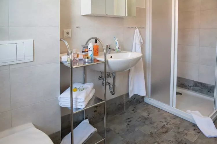 Bungalow am Storkower See-Salle de bain