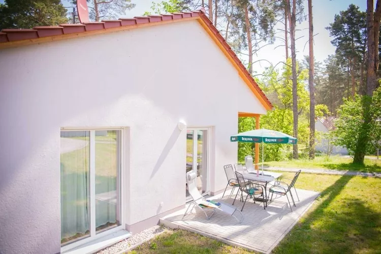 Bungalow am Storkower See-Terrace balcony